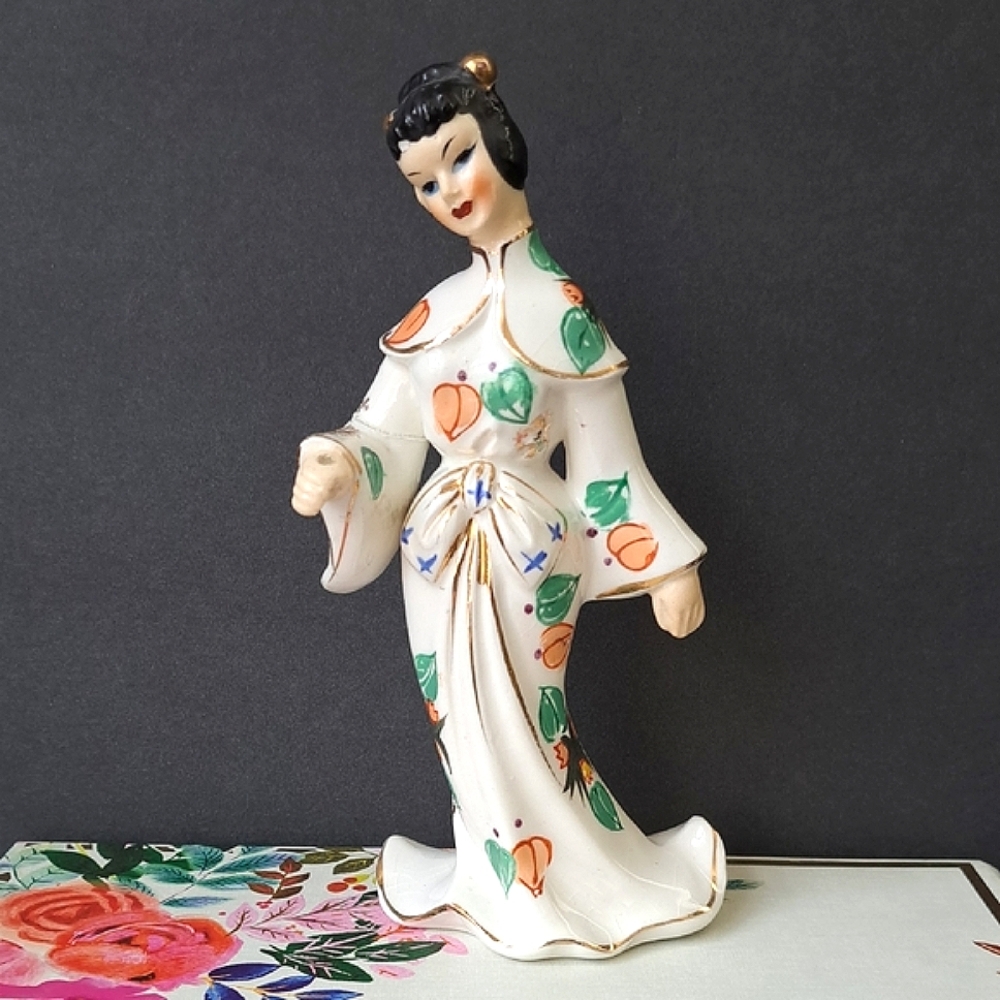 RARE Vintage NikoNiko Japan Hand Painted Porcelain Geisha Girl Figurine Flaws